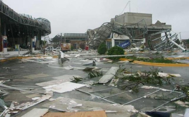 Fotos – Cancún recuerda huracán que la destruyó hace 15 años | Noticias de  turismo REPORTUR